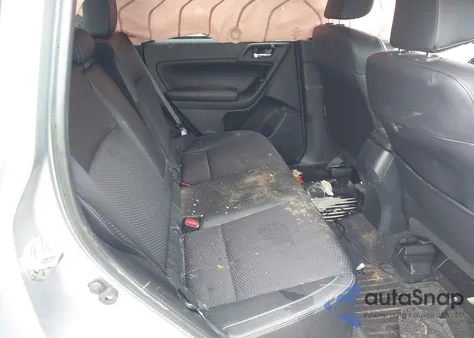 2018 Subaru Forester 2.0Xt Premium z USA, uszkodzony, nr VIN JF2SJGEC8JH449707